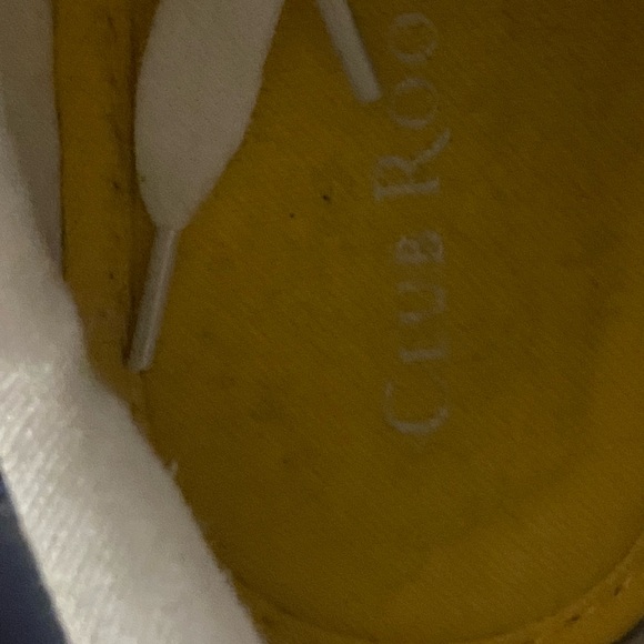 Club Room casual retro sneakers. Off white a blue and yellow stripe. Size 12 - Picture 5 of 5